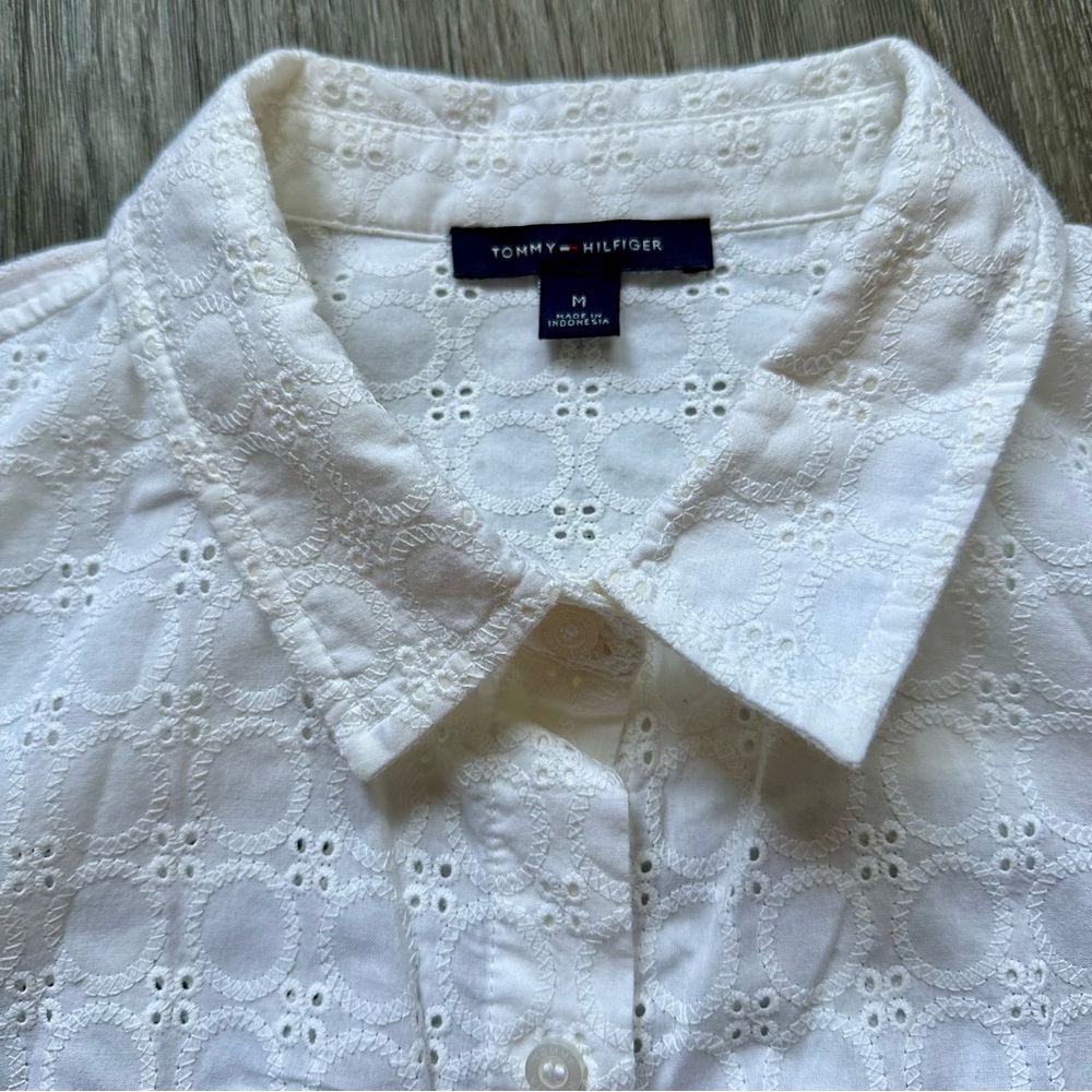 Tommy Hilfiger Eyelet Button Down